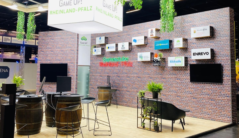 Drucke für Messebau – Messestand Game Up